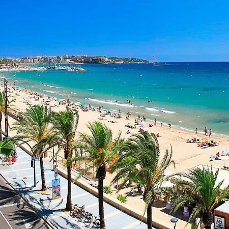Carlos V Salou Bagian luar foto